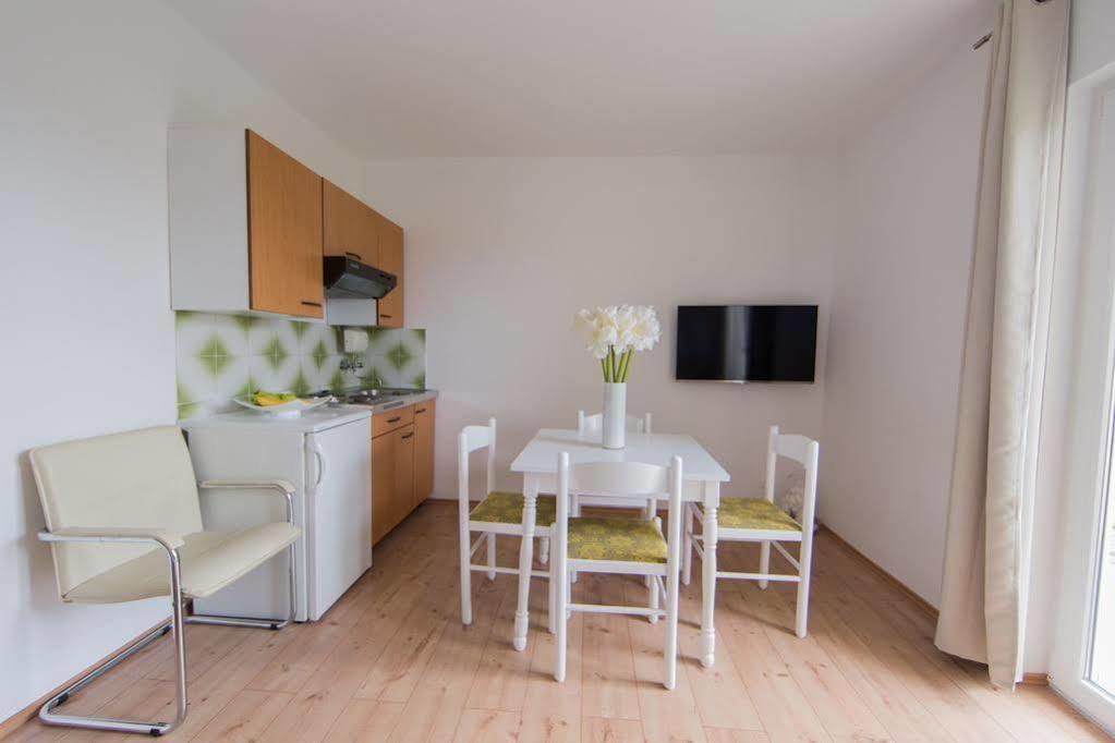 Apartment Udovicic Водице Экстерьер фото